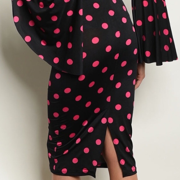 ❌DONATED❌Black Pink Fuchsia Polka Dot 2PC Skirt Set - Picture 2 of 9